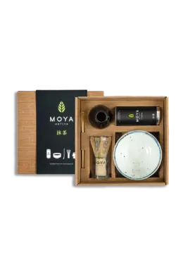 Coffret de cérémonie avec du matcha Kiri