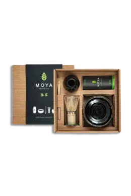 Coffret de cérémonie avec du matcha Gyoku