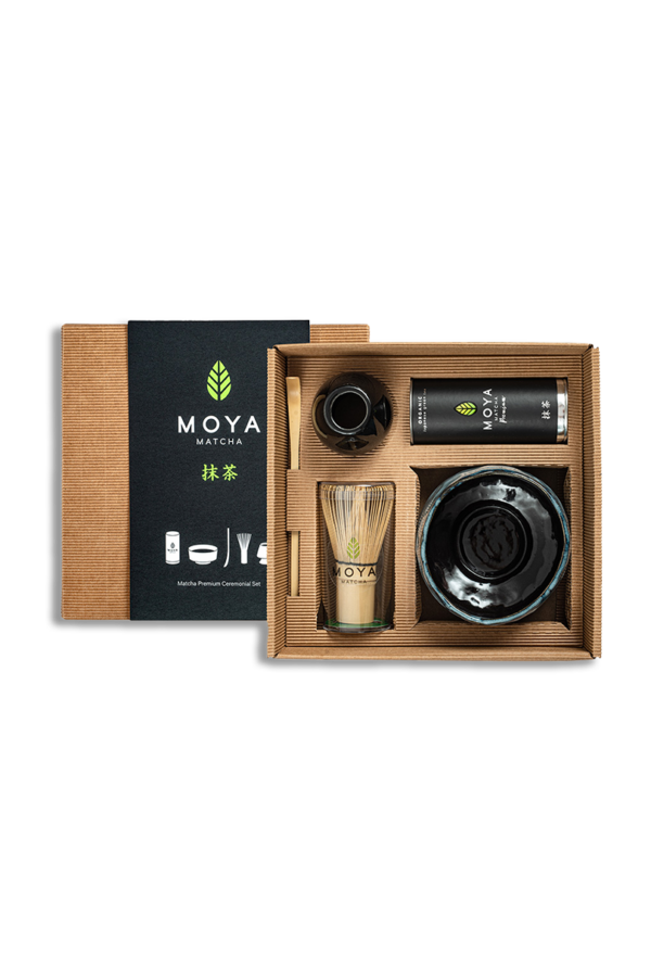Coffret de cérémonie avec du matcha Tsuki