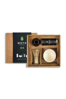 Coffret de cérémonie avec du matcha Saku