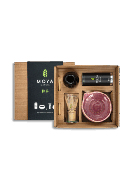 Coffret de cérémonie avec du matcha Botan avec bec verseur